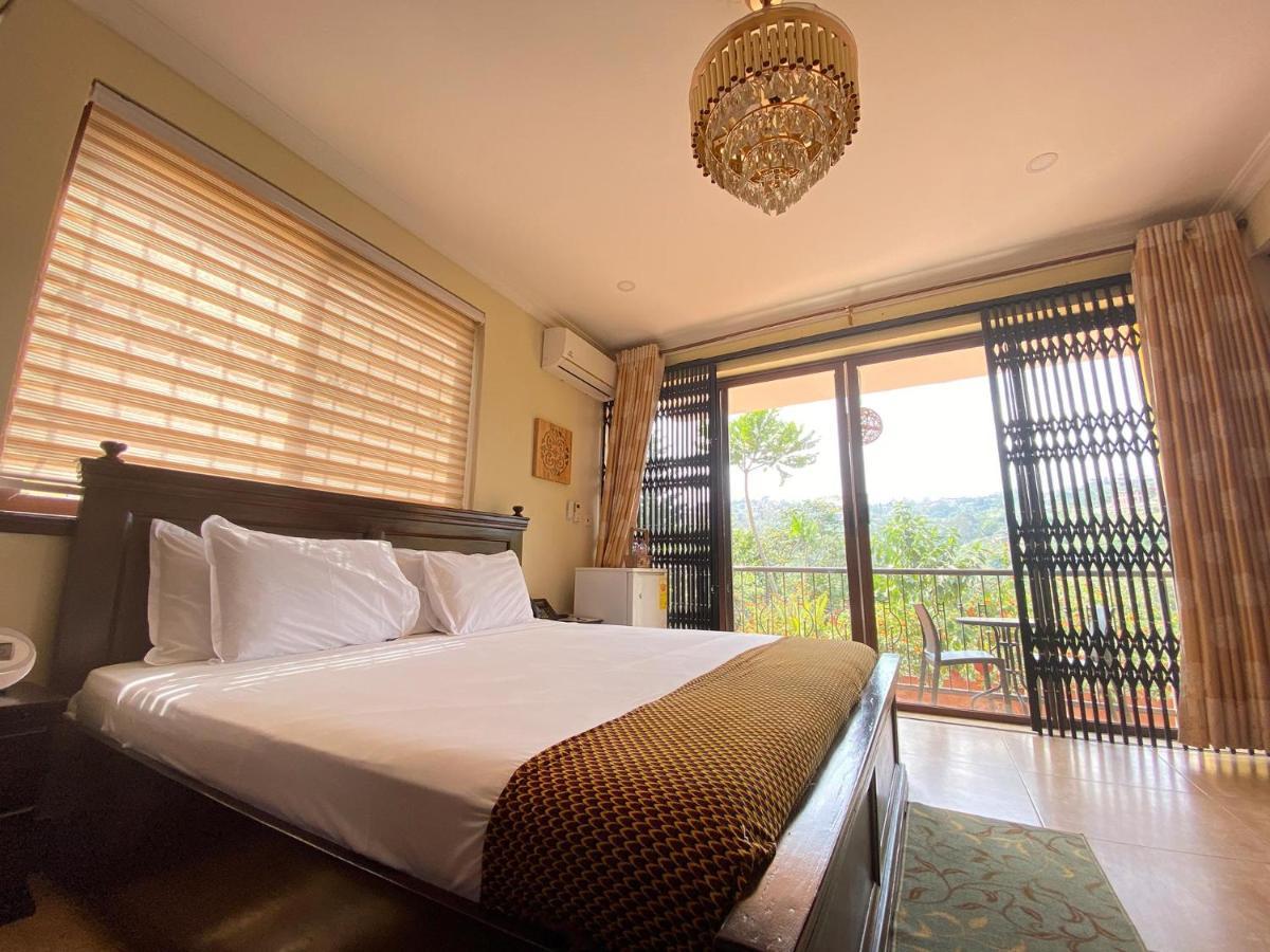 Cactus Creek Hotel Aburi Dış mekan fotoğraf
