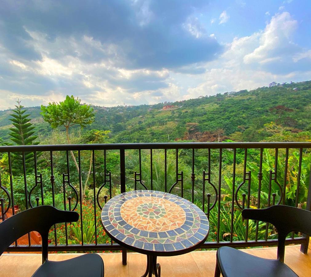 Cactus Creek Hotel Aburi Dış mekan fotoğraf