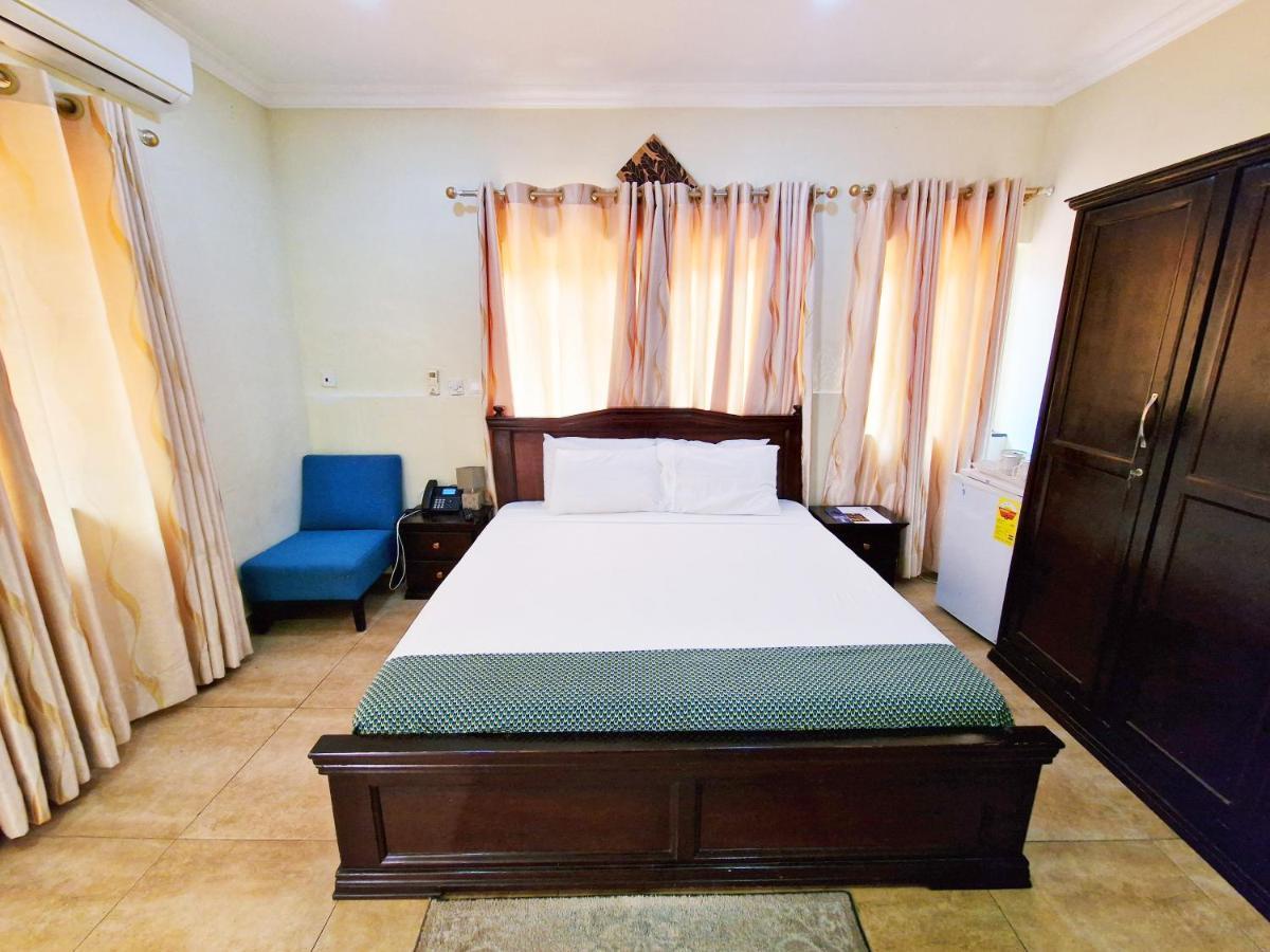 Cactus Creek Hotel Aburi Dış mekan fotoğraf